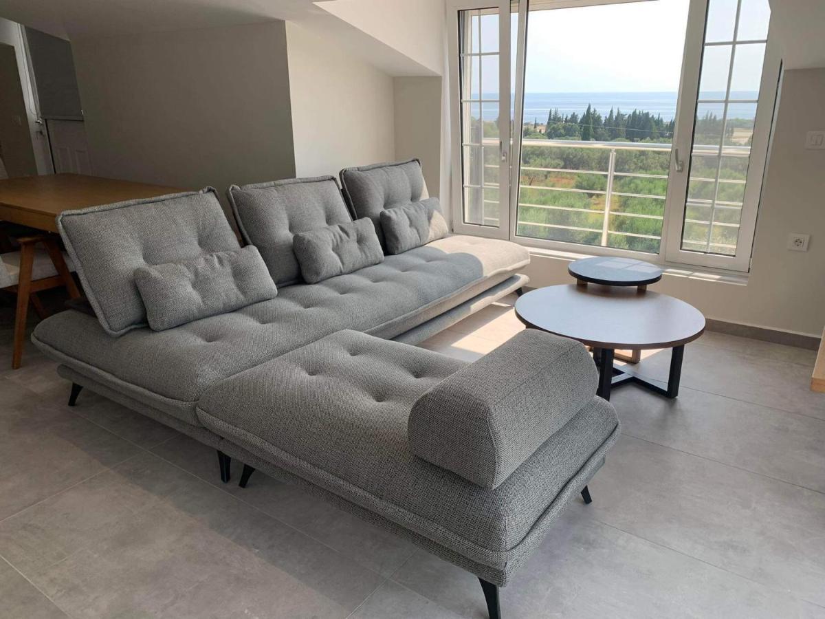 Moulinos Loft Lägenhet Svoronata Exteriör bild